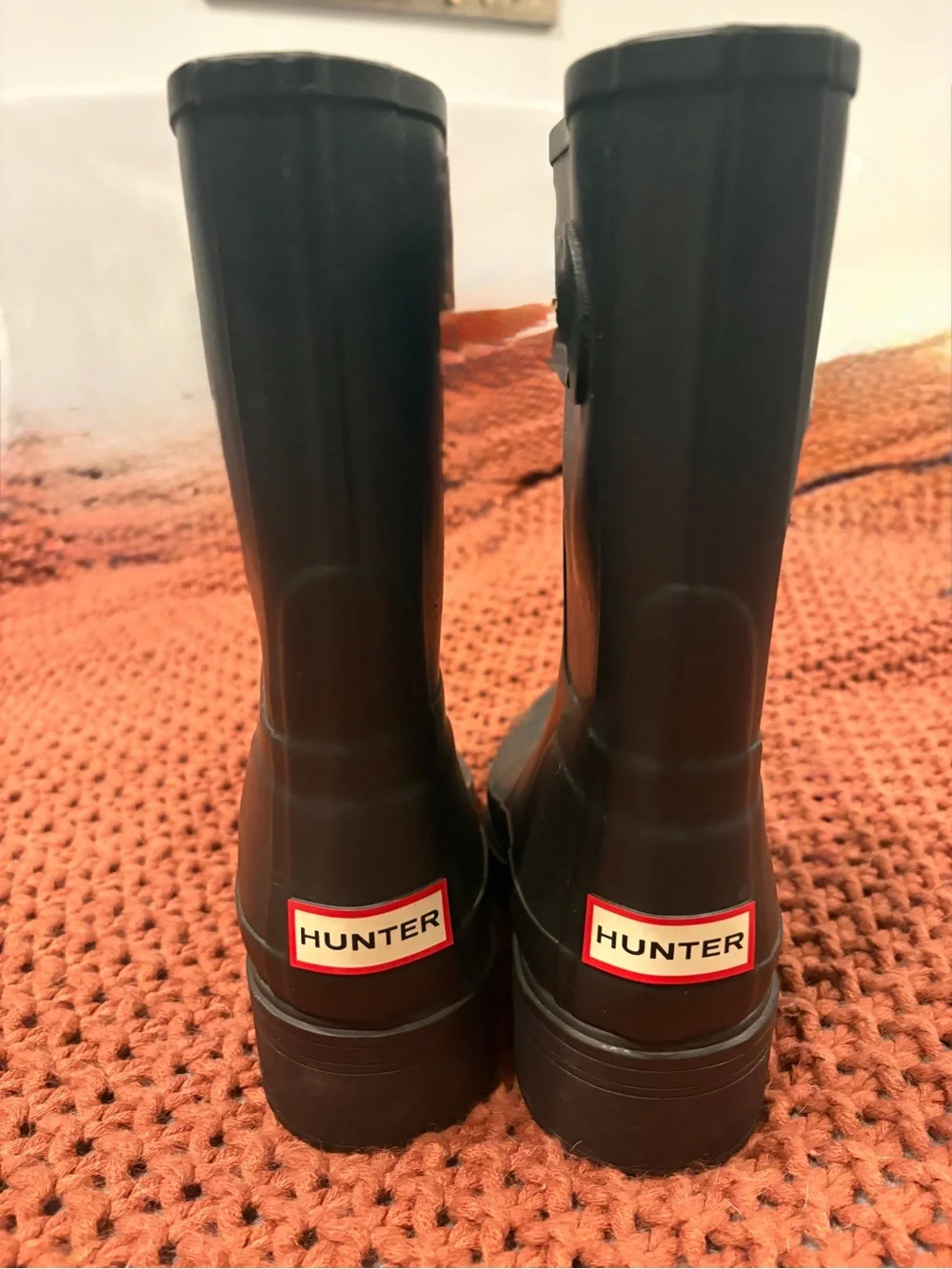 Hunter matte black